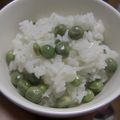 ミズハルン's cooksnap of when they made ふっくらつやつや色鮮やかな豆ご飯.