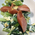 ∞ともちゃん∞'s cooksnap of when they made 超簡単！小松菜とウィンナーと卵の炒め物.