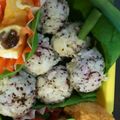 やじきょ's cooksnap of when they made 弁当に！！おにぎりぶどう･ω･☆.