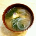 YUZVIO's cooksnap of when they made むらさき玉ねぎ入りのお味噌汁.
