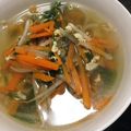 ゆるきん's cooksnap of when they made もやし&ニラの野菜たっぷり中華スープ.