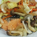 youpeace's cooksnap of when they made 簡単！鮭のバターとポン酢蒸し.