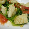 じろさん's cooksnap of when they made イカとほうれん草のトマト炒め.
