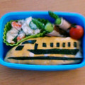 gabishan's cooksnap of when they made 幼稚園のお弁当 ☆ドクターイエロー☆.