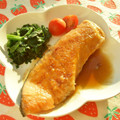 あやちん０８１６'s cooksnap of when they made 鮭の柚子胡椒照焼き.