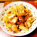 ♪ゆかたん♡'s cooksnap of when they made 鶏胸肉のピリ辛きのこ炒め.