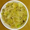 ともも366's cooksnap of when they made キャベツときのこのめんつゆあえ.