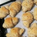 eiyoushi's cooksnap of when they made 初心者向け！失敗しないロールパン成型♪.