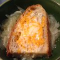 らてぼう's cooksnap of when they made オニオングラタンスープ.