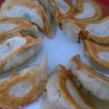 YukiFeys's cooksnap of when they made 肉なし！ひよこ豆の餃子.