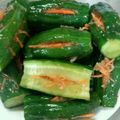 よっしぃ茶漬け's cooksnap of when they made キムチの素使用✨激旨きゅうりのオイキムチ.