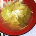 ぽる＊'s cooksnap of when they made キャベツとえのきの味噌汁.