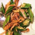 みつばちマッチョ's cooksnap of when they made パパッともう一品♡麺つゆでオクラ炒め♡.