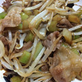 クックたけちゃん's cooksnap of when they made 大人の総菜◎セロリともやしのピリ辛炒め.