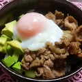 さいこ姫's cooksnap of when they made 豚肉とアボカドの簡単丼ぶり.