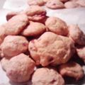 ちびぱぱ's cooksnap of when they made 材料３つだけ♪いちごのふわふわクッキー♪.