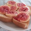 あひ0's cooksnap of when they made 超簡単！いちじくトースト.