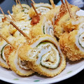 はまゆっき's cooksnap of when they made 節約おかず＊ちくわと油揚げの梅巻きフライ.