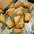 mebunya's cooksnap of when they made オートミールスコーン(バター、卵不使用).