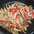 紗矢ママ's cooksnap of when they made ジャガイモとパプリカのオイマヨ炒め.