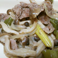 yukieゆきえ's cooksnap of when they made 薄切り牛肉ときのこの味噌炒め.
