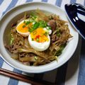 じょんがり's cooksnap of when they made 牛ごぼうの☆温玉丼.