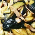 ふえふきくーちゃん's cooksnap of when they made 茄子とベーコンのニンニク中華炒め.