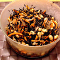 Hinatairi's cooksnap of when they made 基本のひじきと大豆の煮物♡.