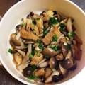 ほけきょ♪'s cooksnap of when they made お弁当に☆しめじと揚げの甘辛煮.