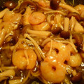 おやっさま's cooksnap of when they made 簡単 海老と 玉ねぎ きのこの甘辛餡掛け.