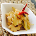 ゆのkitchen's cooksnap of when they made セロリとちくわぶの煮物.