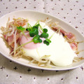 komomoもも's cooksnap of when they made 進化した洋風目玉焼き丼☆.