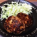 mezuchin's cooksnap of when they made 簡単鶏の照り照りつくねバーグ.
