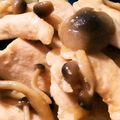 ムッとん's cooksnap of when they made 鳥むね肉の簡単ガリバタしょうゆ炒め.