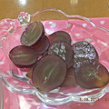 ゆけり３兄弟's cooksnap of when they made 簡単☆手が汚れない巨峰の切り方.