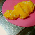 あゆたっくん's cooksnap of when they made お弁当に♪卵１コで母の甘〜いたまご焼き.