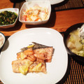 yoshikoro7's cooksnap of when they made 塩レモンと鮭のムニエル.