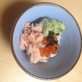 のりこ食堂＠鶴巻's cooksnap of when they made 管理栄養士が作る♪美肌！アボ鮭丼.