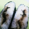 sashihi's cooksnap of when they made 海苔とスライスチーズで☆「おにぎらず」☆.