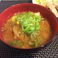 クックV4WJS0☆'s cooksnap of when they made 玉葱のお味噌汁.
