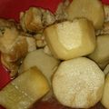 ★ぁねえ★'s cooksnap of when they made 里芋と鶏肉の煮物.