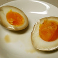 hataya's cooksnap of when they made 簡単味玉!!半熟卵を漬け込むだけ♪.
