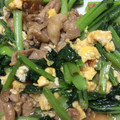 まっしろ白's cooksnap of when they made ＊とろ～り半熟卵の小松菜と豚肉炒め.
