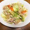 akouya's cooksnap of when they made ガリバタチキン☆野菜たっぷり.