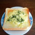 なおころピッコロ's cooksnap of when they made 簡単♡チーズマヨトースト.