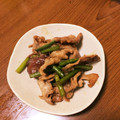 クックN2NY64☆'s cooksnap of when they made 簡単！節約！ニンニクの芽と豚肉炒め.