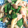 にゃんまり's cooksnap of when they made 簡単！きのこと小松菜の炒め(*ﾟ▽ﾟ*).