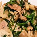 LILMIE's cooksnap of when they made ほうれん草とぶた肉のニンニク炒め.