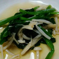CHIHO☆★☆'s cooksnap of when they made 法蓮草とエノキのお浸し.