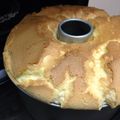 ぐうたらBBA's cooksnap of when they made ホワイトチョコとバニラのシフォン 17㎝.
